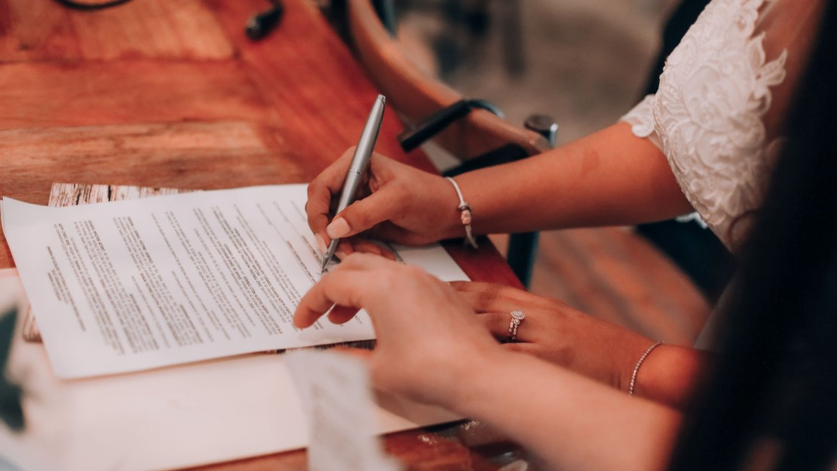 Contract review at volume