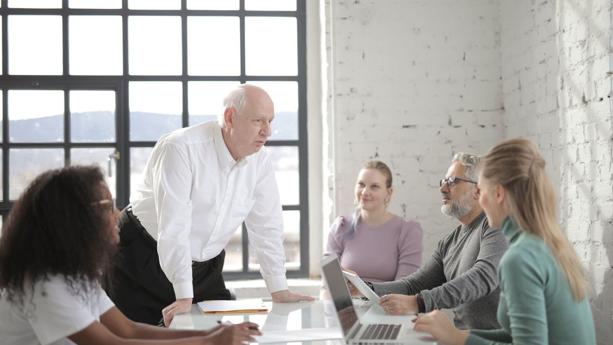What to Send an Engineering Partner in the First Email